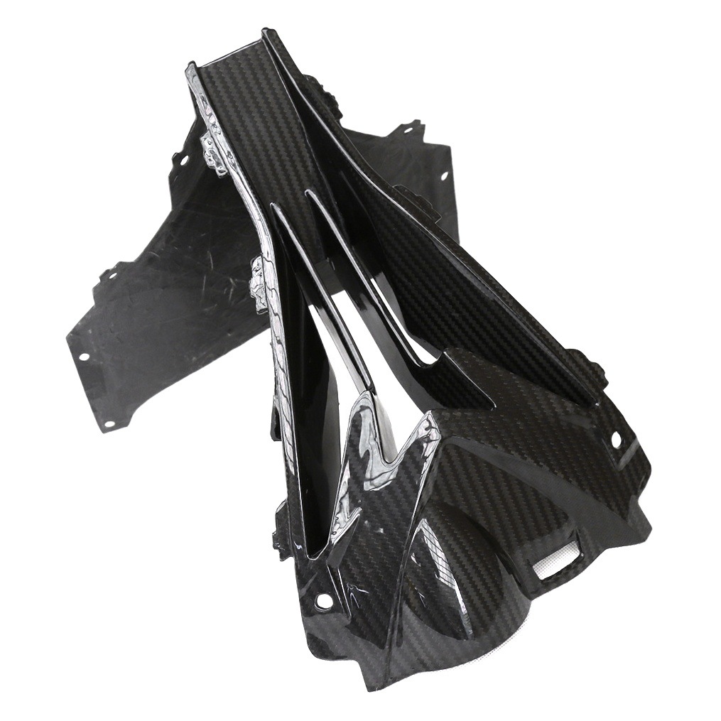 Adecuado para la decoración de la cubierta interior del orificio de entrada de la nariz central delantera de fibra de carbono modificado de la motocicleta BMW s1000rr