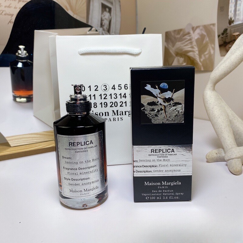 【国境を越えた貿易】マルジェラ レイジー ウィークエンド 暖炉の火、抹茶瞑想 フライング セーリング ダイアリー 香水|undefined