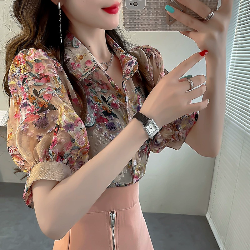 2025 летний новый солнцезащитный крем с короткими рукавами рубашка темпераментный дизайн рубашка дамы шифон тонкая рубашка с пузырьками рукава