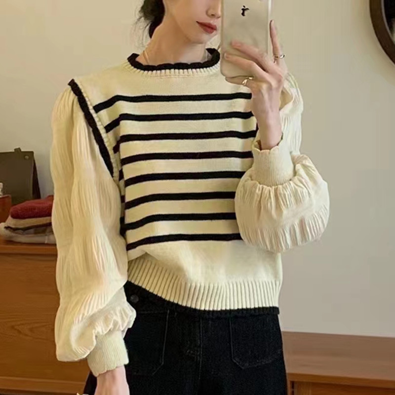 Retro knitted sweater