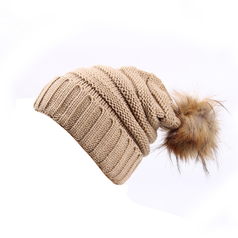 Unisex Simple Style Solid Color Eaveless Wool Cap display picture 1