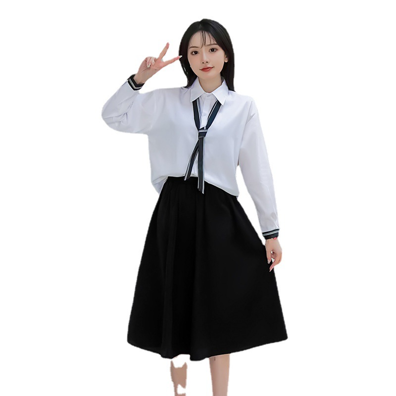 灌云县东王集镇马芹服装厂