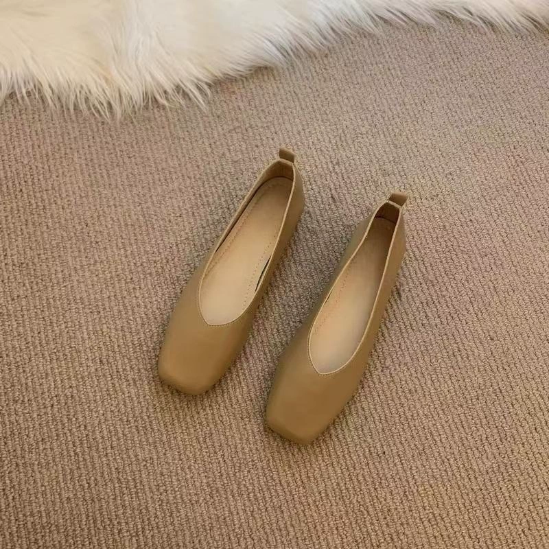 Soft leather~Small inner height increasing single shoes for women with shallow mouth, thick heel, square toe granny shoes, soft sole beanie shoes