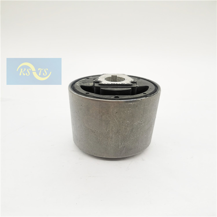 31121096372 控制臂衬套牵引臂胶套 橡胶件  摇臂衬套