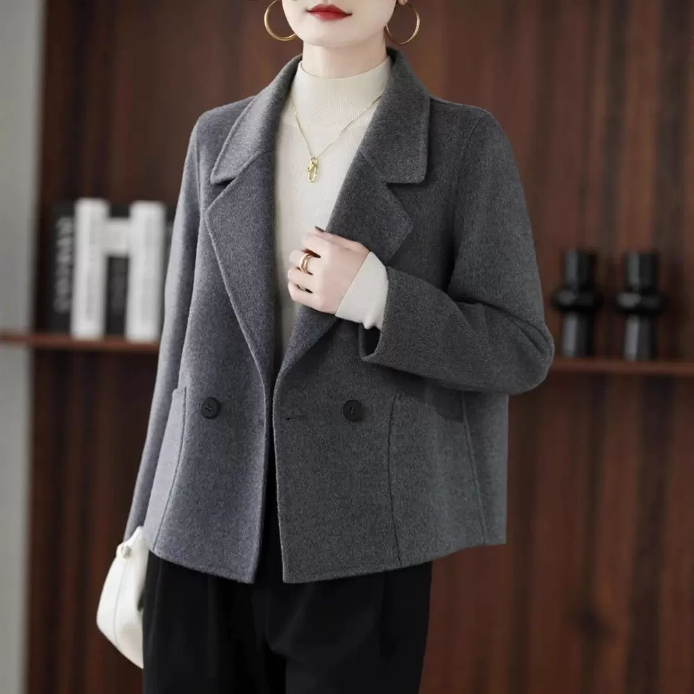 毛呢短款小西装外套女100%羊毛秋冬新款时尚休闲小个子西服领大衣