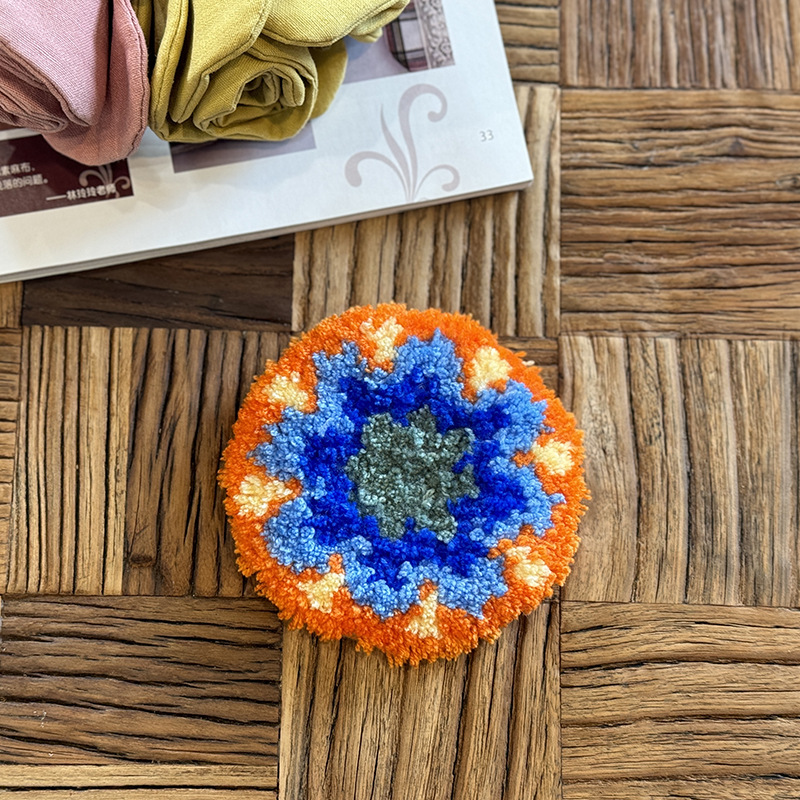 Posavasos bordados pinchados - Mandala 5 (no terminado)