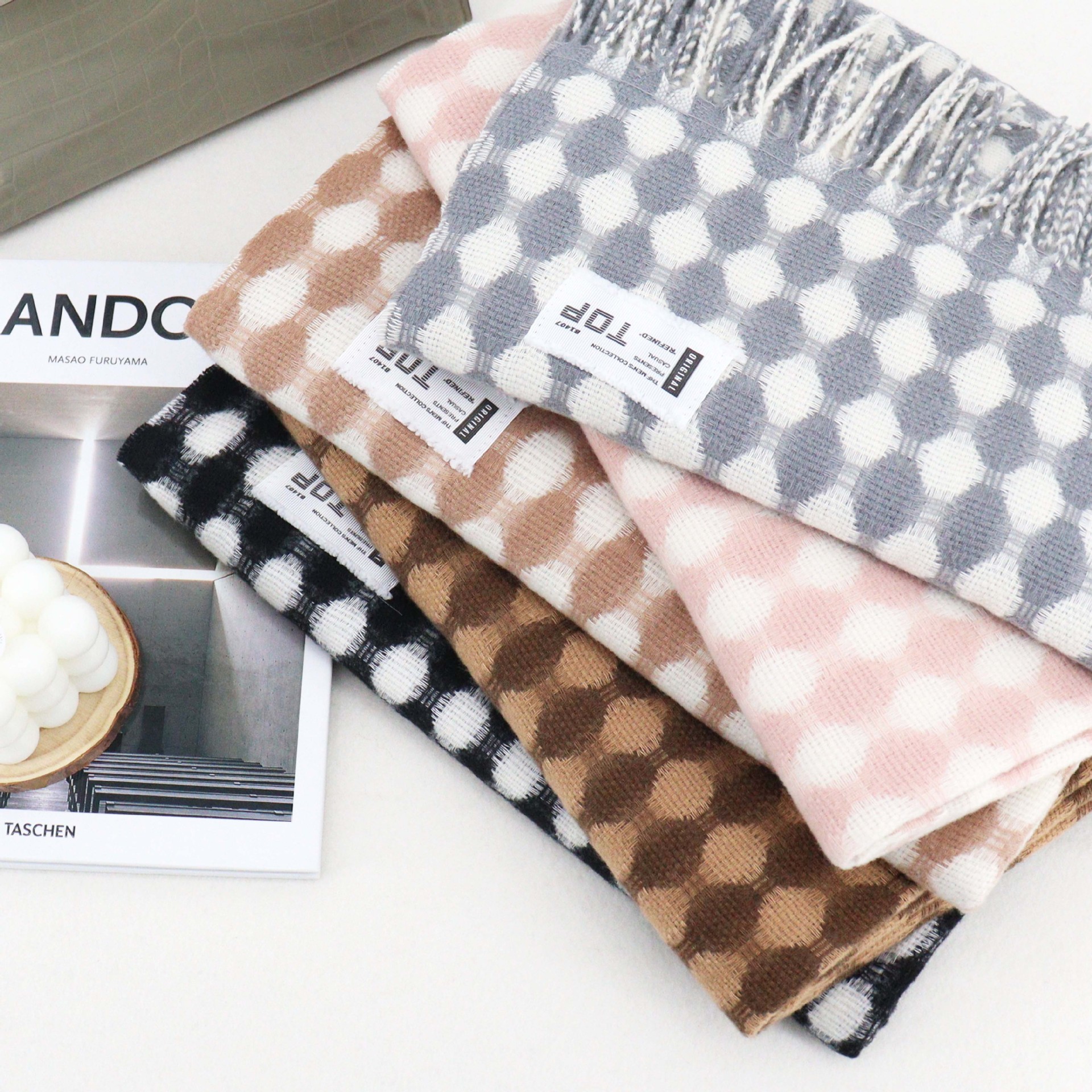 Xadrez diamante feminino com um toque de luxo, cachecol de estudante estilo britânico para homens, cachecol, xale com borlas_voghion.com