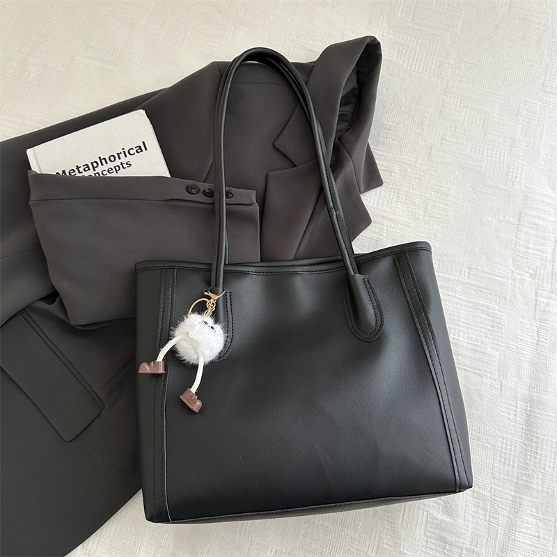 Bolso de alta capacidad de alta belleza para mujeres 2024 nuevo invierno versátil bolso de mujer de viaje al trabajo bolso de hombro