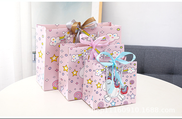 20018232223_819155585