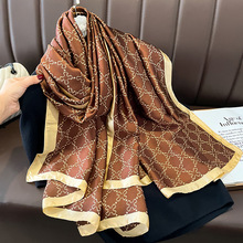 2024年韩版夏季新款时尚仿真丝印花空调毯围巾女士丝巾防晒遮阳巾