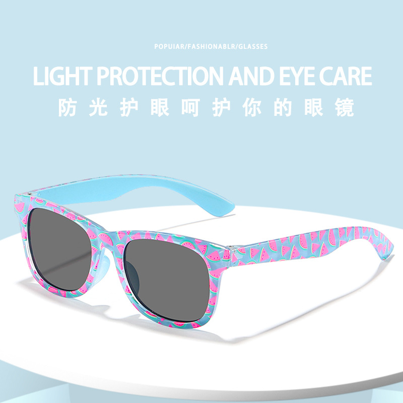fashionable children's cartoon sunglasses