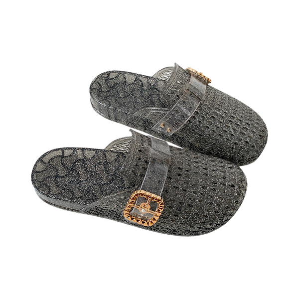 Fashionable women's slippers flat