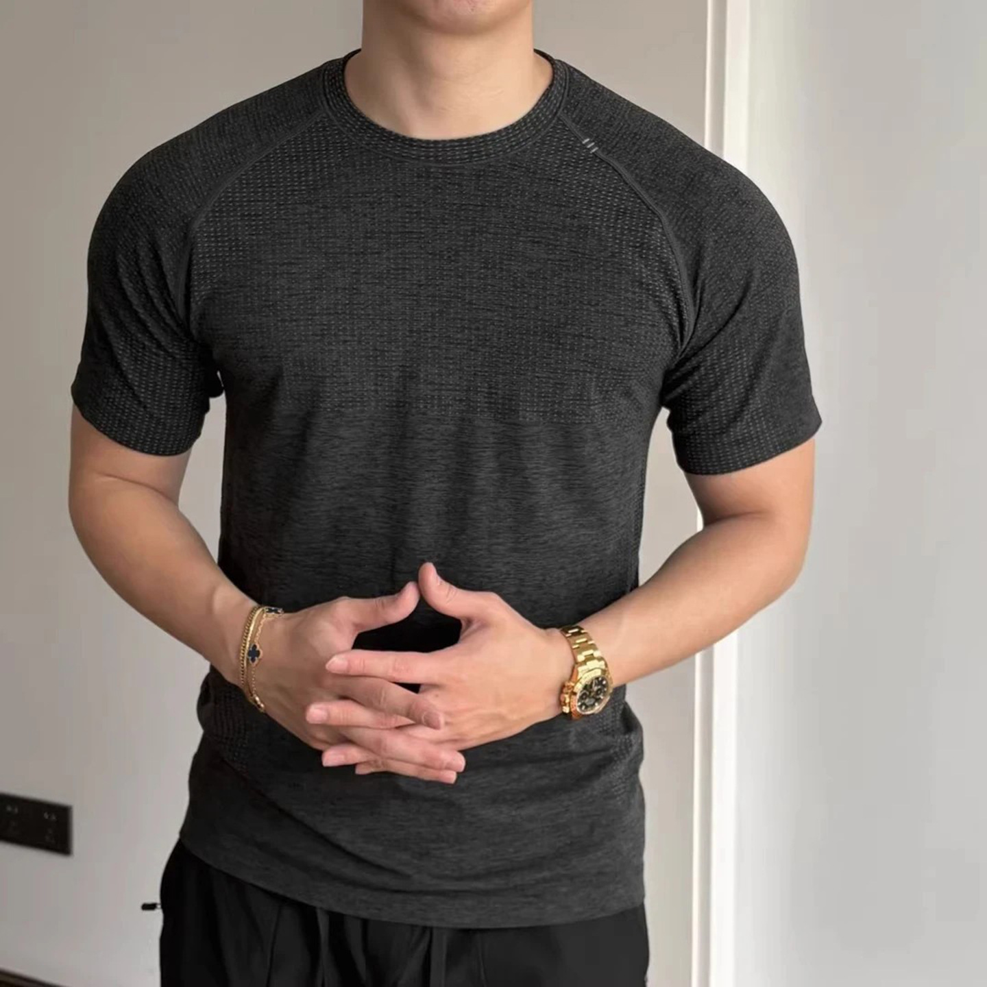 2025 New Quick-Drying Right Shoulder T-Shirt Men's Summer Heavyweight American Retro Sports Short-Sleeved Fitness Slim Half-Sleeve