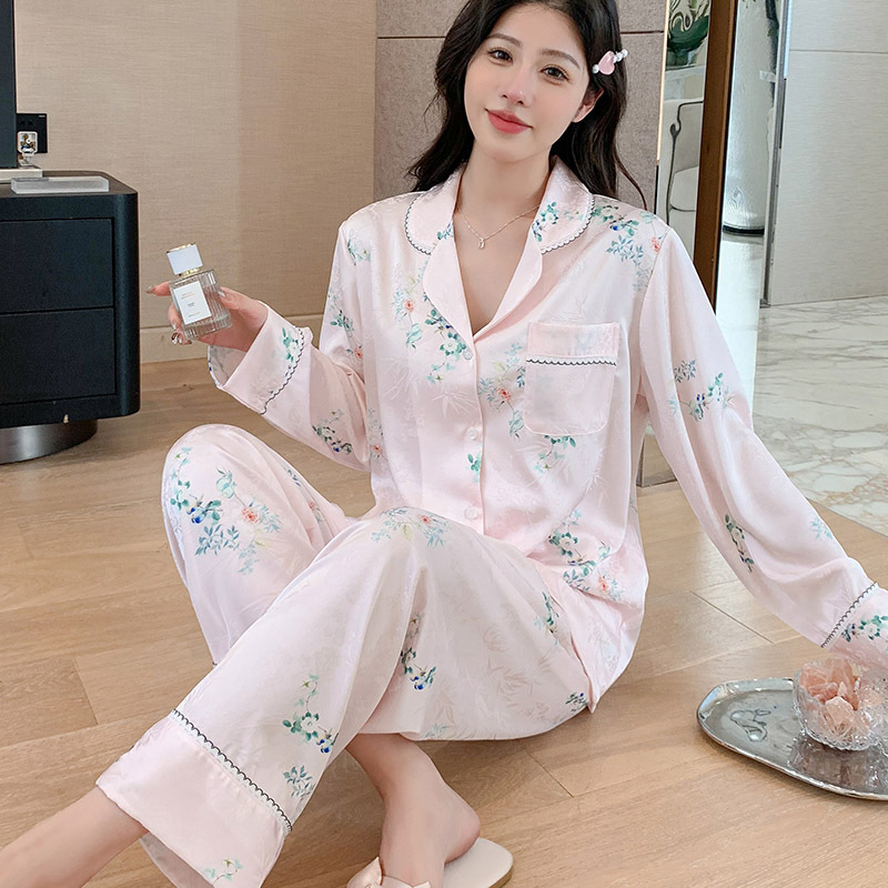 아이스 실크 잠옷 여성 봄과 가을 긴 소매 2024 새로운 하이 센스 투피스 세트 가을과 겨울 달콤한 가정복 세트