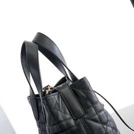 头层牛皮土著菱格菜篮子手提包内胆小包竖版手袋包tote包手提包