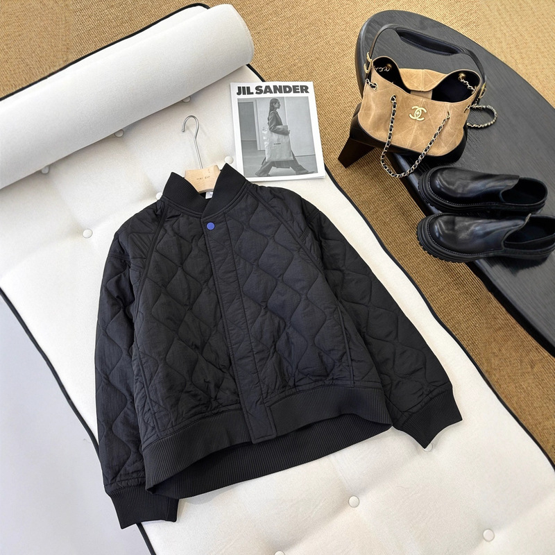 Classic Quilted Threaded Loose Jacket, Baseball Cotton Jacket, Warm Wrap Feeling, Optimized Body Proportions 10076