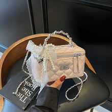 �羳�����Ӱ���С���L�����Ů�r�о��³�朗l�������μ�б���