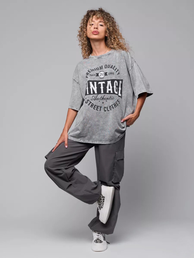 Diseño de letras de impresión de cuello redondo estadounidense para hacer viejas camisetas de verano de mujeres nuevas camisetas de moda sueltas cómodas y versátiles