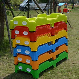 儿童桌椅;组合滑梯;儿童床