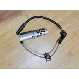 [议价]出售机油泵电磁阀,几乎全新,原装正品,功能包好.图片实拍,