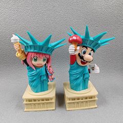 Anime Spy Family Ania Statue Model Desk Ornament with Statue of Liberty