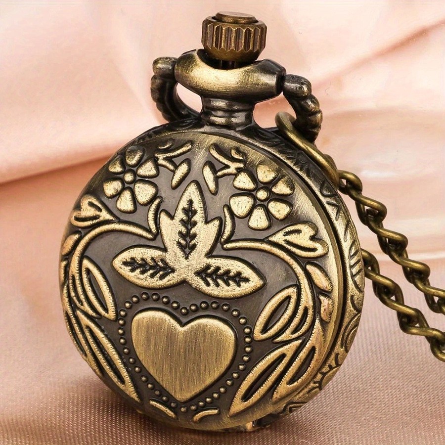 Cross-Border Retro Carved Pocket Watch Wholesale Small Love Butterfly Pocket Watch with Multiple Styles Available. You Can Contact Us