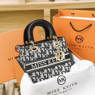 ����Ů2025�¿�������p���ỨŮ���μ�Ҹ�¸߼��|��б���������