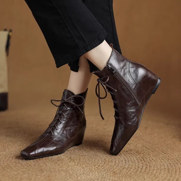 British Style Inner Heightening Boots for Women in Autumn and Winter New Style Square Toe Wedge Boots Foreign Style New Trendy Black