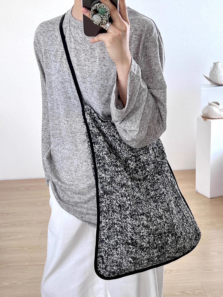 Casual versatile mesh shoulder crossbody knitted bag, Japanese and Korean new women's bag trend_voghion.com