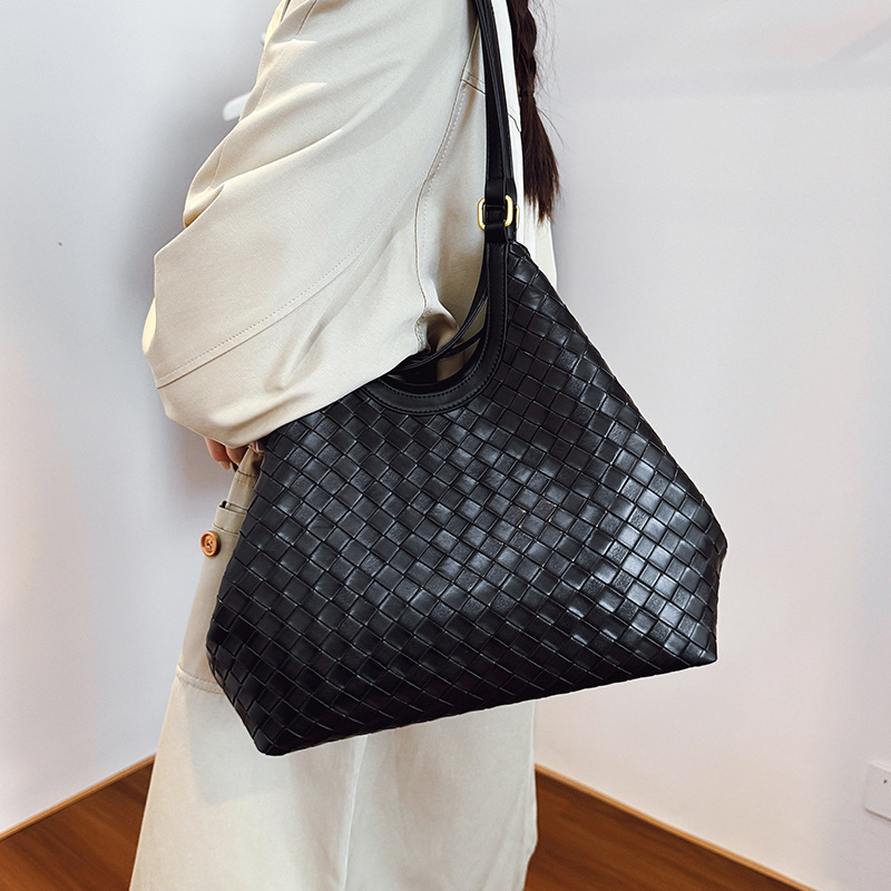 Cross-Border Women's Large Capacity Luxury Niche Tote Bag, High-End Commuter Handbag And Shoulder Woven Bag - Thumbnail 4