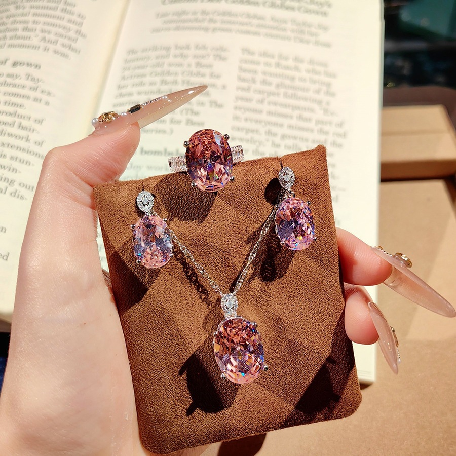 High-end, elaborate design, realistic royal blue set, luxurious full-diamond pendant, open ring, colored gemstone pink diamond earrings