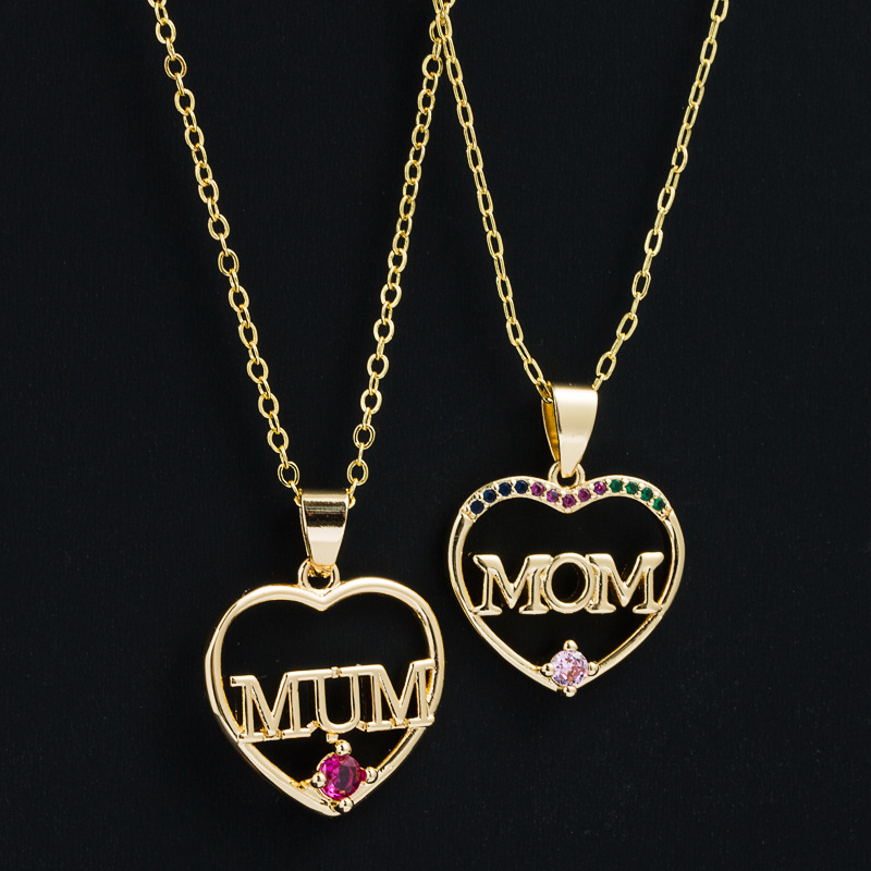 Simple Heart-shaped Letter Mom Pendant Copper Gold-plated Inlaid Zircon Necklace display picture 2