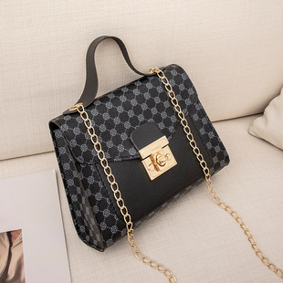 �������Ů��2024����С���OӋbags�μ�б���ingһ�����lС����