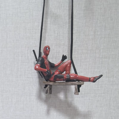 Wholesale Amazon Aliexpress – Car hanging - like-deadpool-sitting-on-the-bench