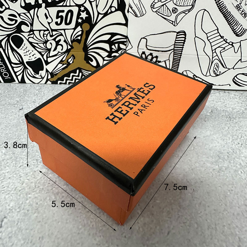 Style thirteen;7.5*5.5*3.8