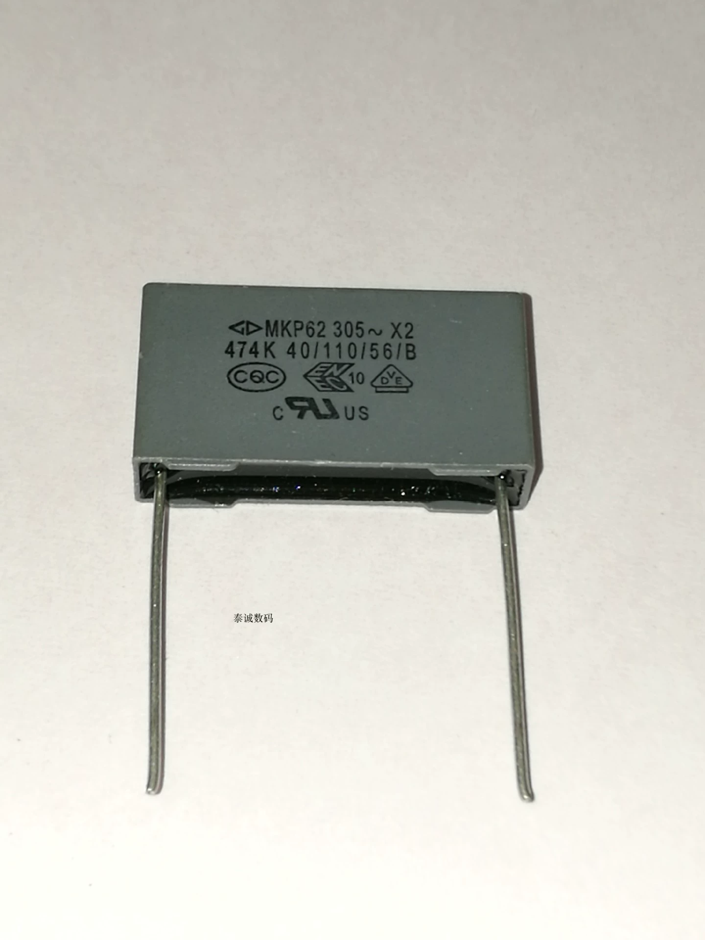MKP62 474 305 В X2 Защитный конденсатор Farra 0,47 мкФ 470NF 40/110/56/B P22,5