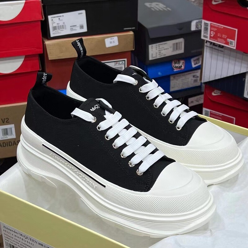 Putian Shoes Mcqueen Pure Original Mcqueen Canvas Shoes 5 Spring and Autumn New Thick Sole Heightening Casual Shoes for Men and Women Cross-Border