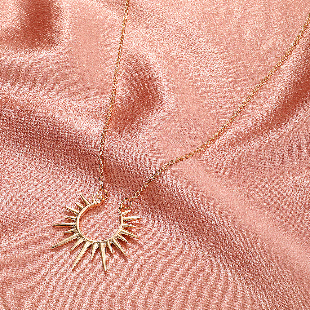 New Sun Flower Open Pendant Alloy Thin Necklace