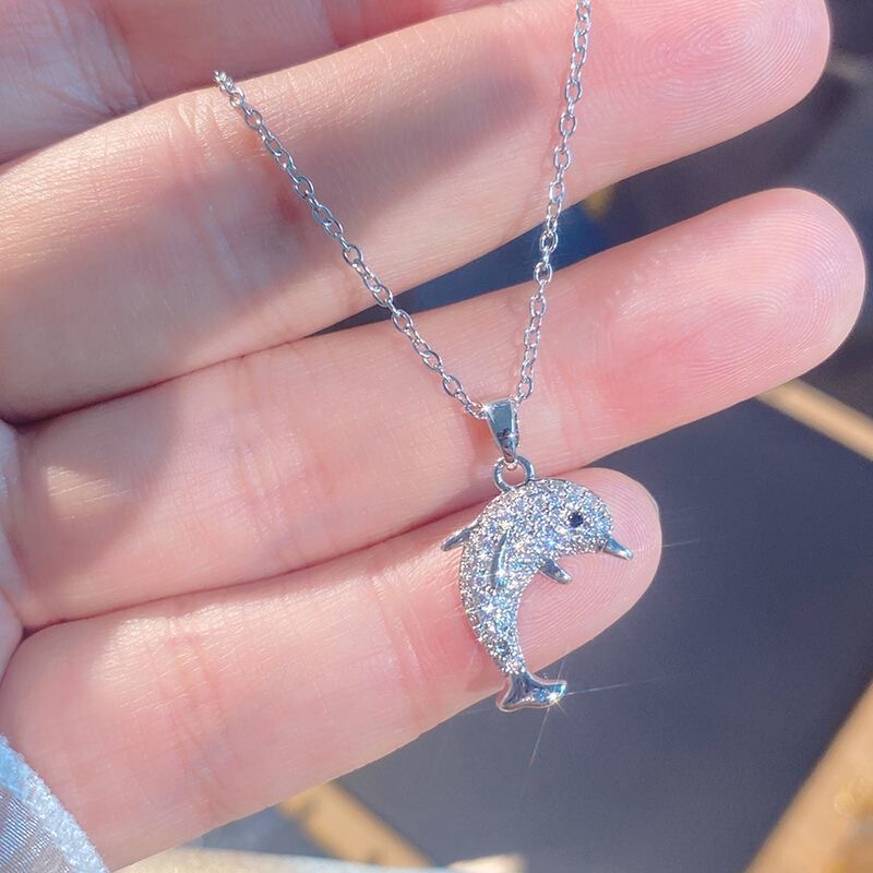Little Dolphin Necklace for Women, Simple and Elegant Clavicle Chain, Light Luxury Versatile Pendant, Valentine's Day and New Year Gift Little Dolphin Necklace for Women, Simple and Elegant Clavicle Chain, Light Luxury Versatile Pendant, Valentine's Day and New Year Gift