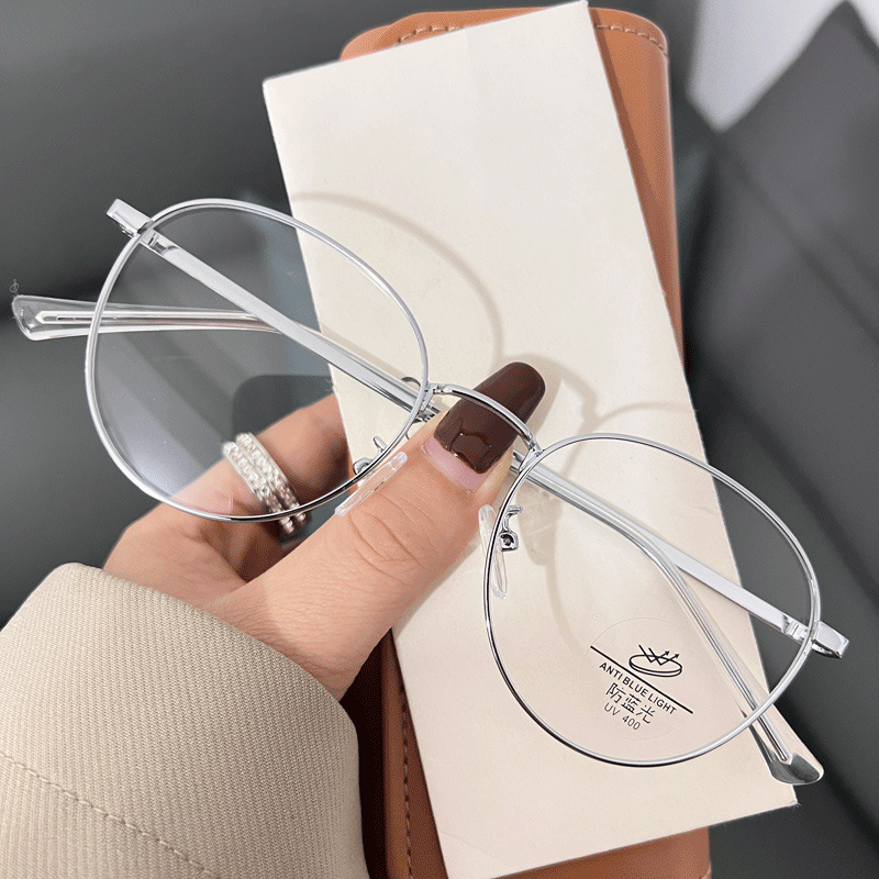 Versatile Oval Metal Glasses With Blue Light Blocking Lenses_voghion.com