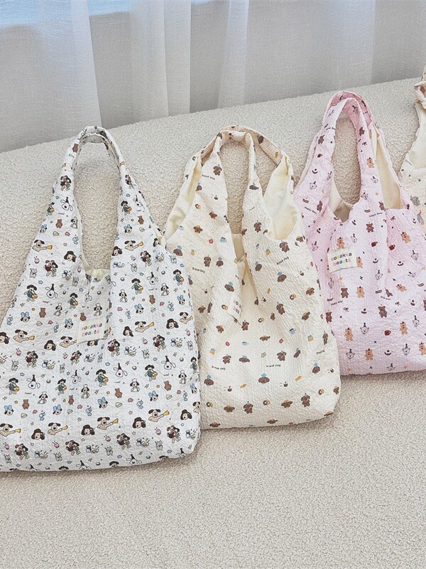 4613 Summer Cartoon Embossed Canvas Bag Women's Large Capacity Vest Bag Shopping Bag Student School Bag 4613 Summer Cartoon Embossed Canvas Bag Women's Large Capacity Vest Bag Shopping Bag Student School Bag