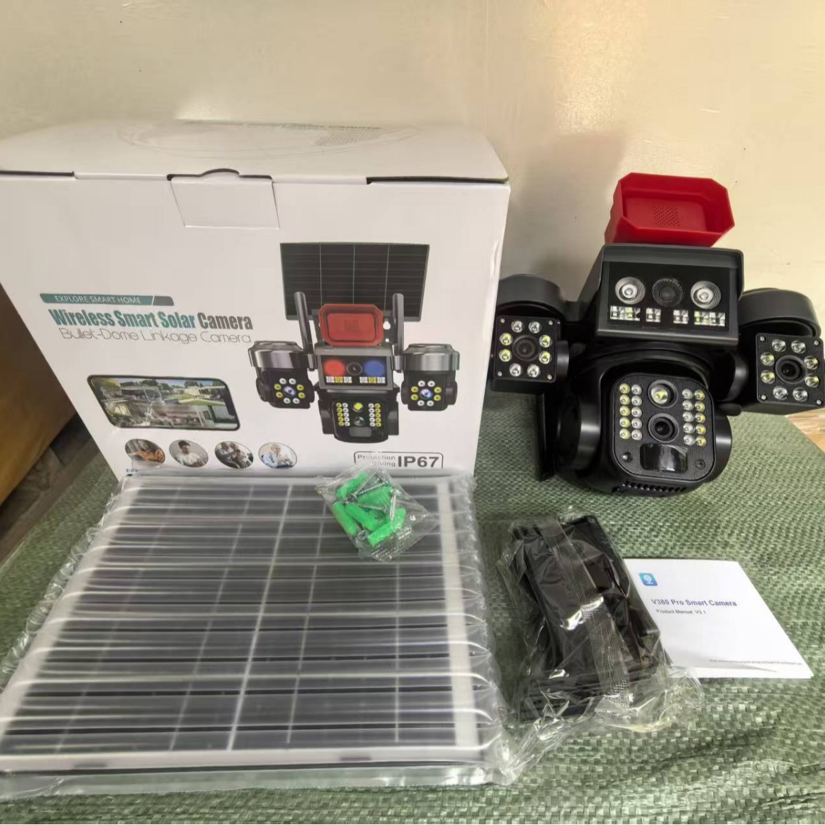 Ip67 Surveillance V380 Camera True Trinocular Solar Low-Power Surveillance Dome Camera Red and Blue Alarm Hd Night