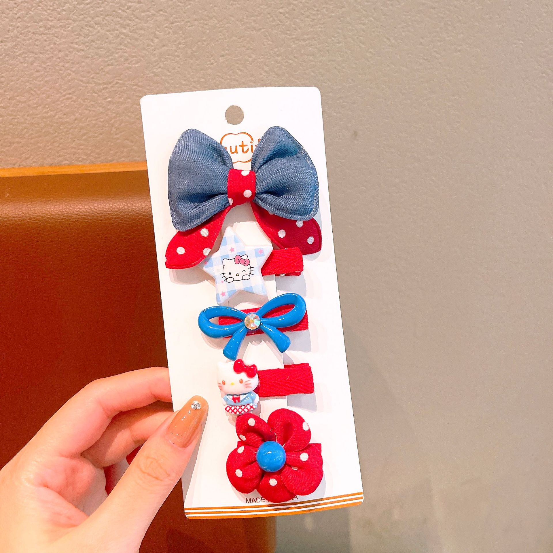 Niños nuevos clips para el cabello de gatos niñas lindos tocadillos rojos en línea frente rotura clips para el cabello de bebé joyería para el cabello de pestaña