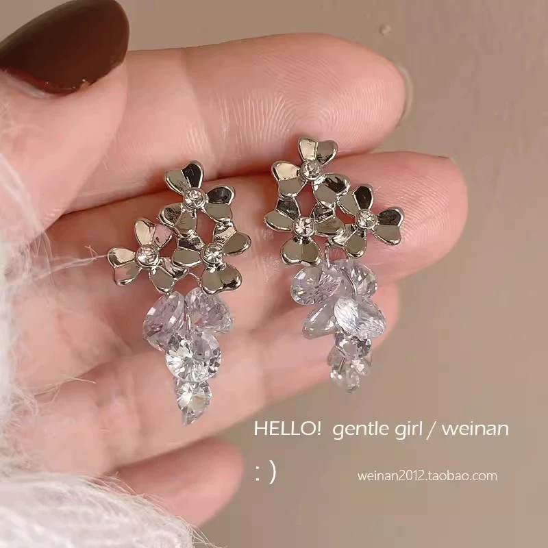 Серьги Retro golden, свадебный лёгкий люкс, высокое качество