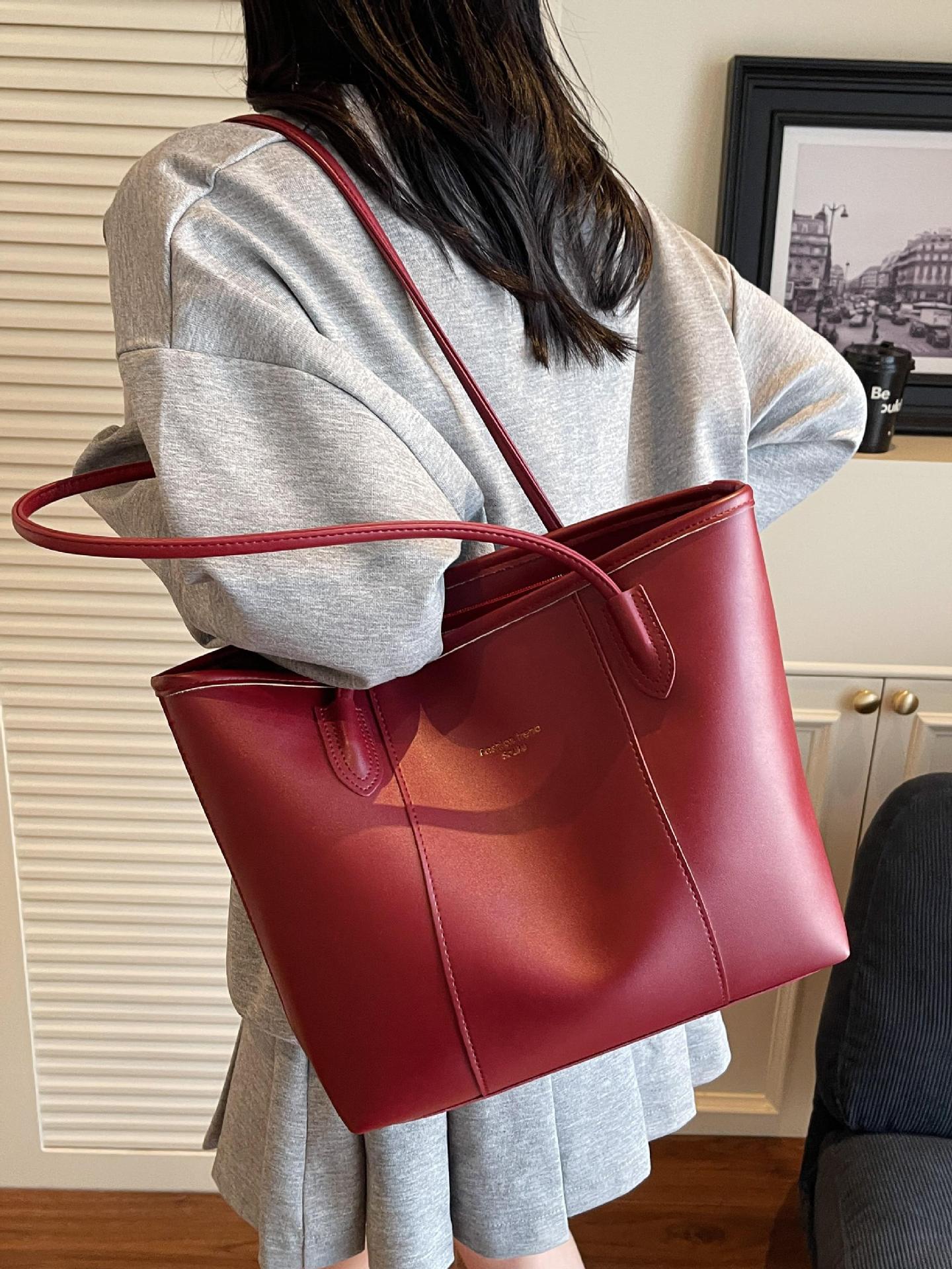 Bolso Tote nuevo producto más vendido transfronterizo para mujer de gran capacidad 2025 todo-fósforo casual simple de alta calidad bolsa de axila de un solo hombro