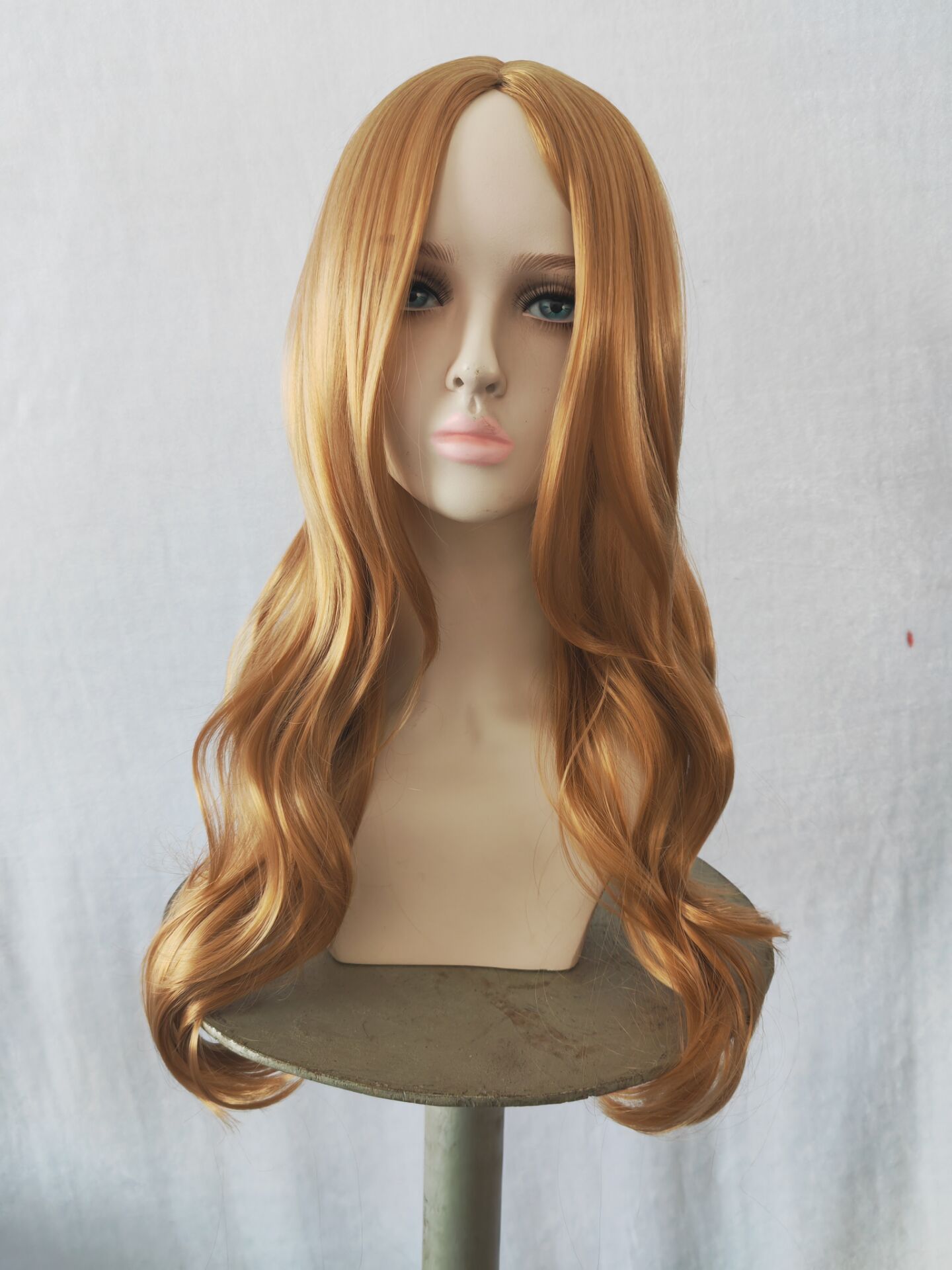 American drama m3GAN/Meghan cos wigs of megan wigs in long curly…