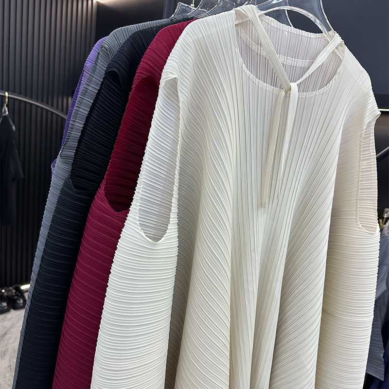 Miyake Tops Women's 2024 Summer New Style Pleated Classy Elegant Niche Design Loose Large Size Sleeveless T-Shirt