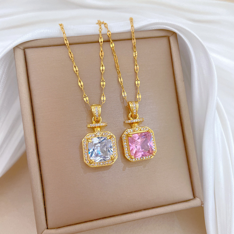 【 Titanium Steel 】 Perfume full diamond fashion, light luxury style, luxurious quality, full diamond necklace, versatile for women, collarbone chain, titanium steel chain pic 2