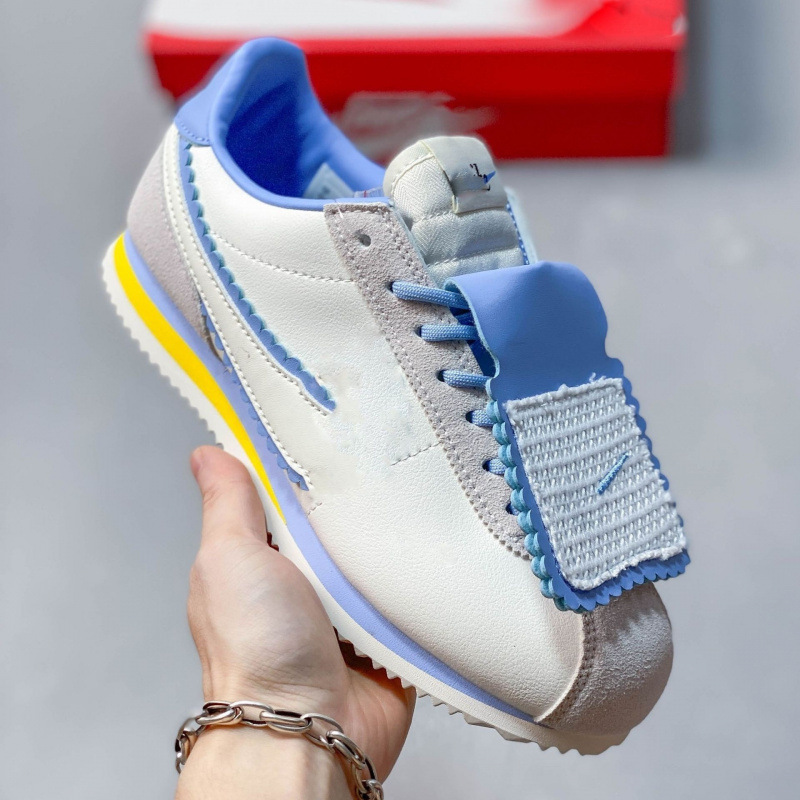 Cross-border Cortez retro sneakers, autumn/winter collection, thick-soled, comfortable, German training style, suitable for couples, athletic and casual running shoes, fashionable and trendy