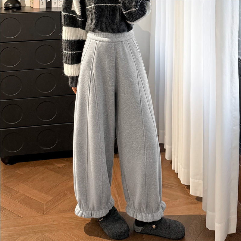 Women's Cropped Floral Pants 2026 New Autumn and Winter Style, Fleece-Lined, Thickened, Ruffled Edge, Lazy Style Balloon Wide-Leg Pants